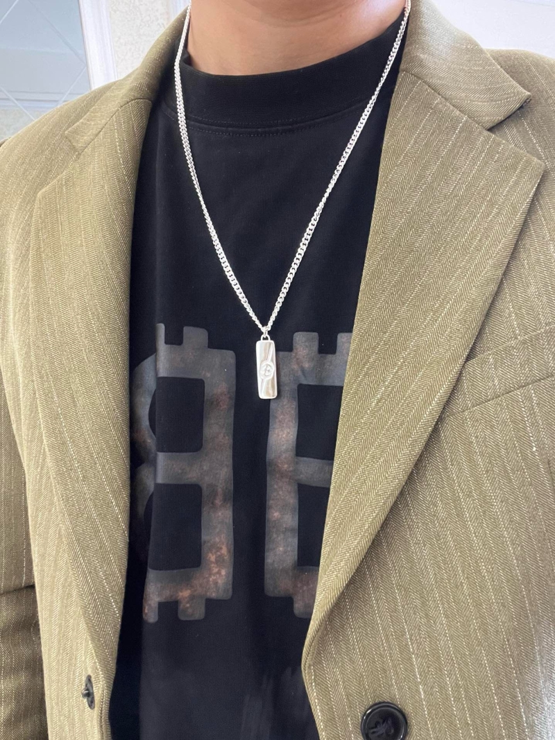 Gvc*1 necklaces